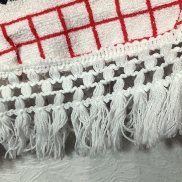 Weber - VTG BBQ picnic tablecloth heavy duty cotton red & white -pair with blue? - Picture 4 of 5